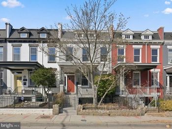 443 Kenyon Street NW