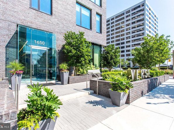 1650 Silver Hill Drive 1907, Mclean VA 22102