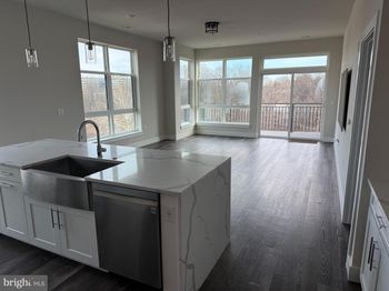 1761 Old Meadow Road