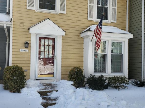 1563 Twisted Oak Drive, Reston VA 20194
