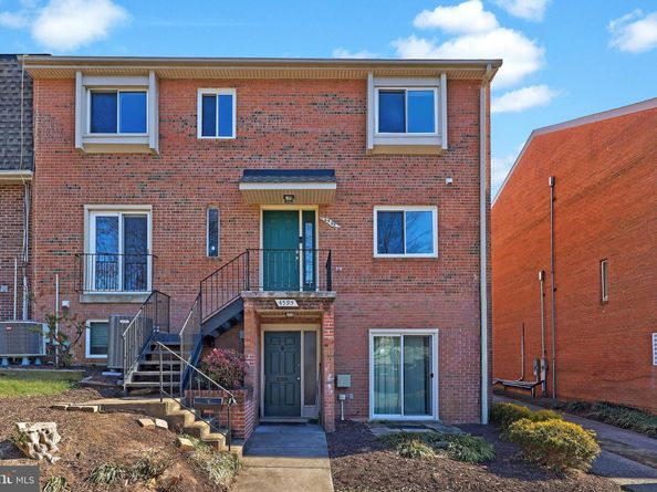 4599 Logsdon Drive 37, Annandale VA 22003