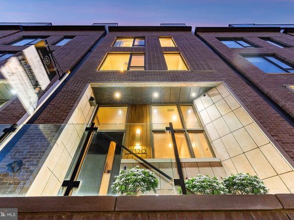 2320 Sansom Street, Philadelphia PA 19103