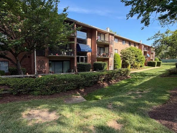 7604 Savannah Street T2, Falls Church VA 22043