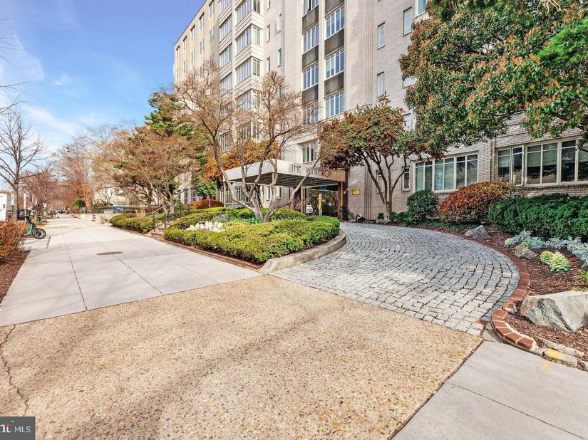 1727 Massachusetts Avenue NW 108, Washington DC 20036