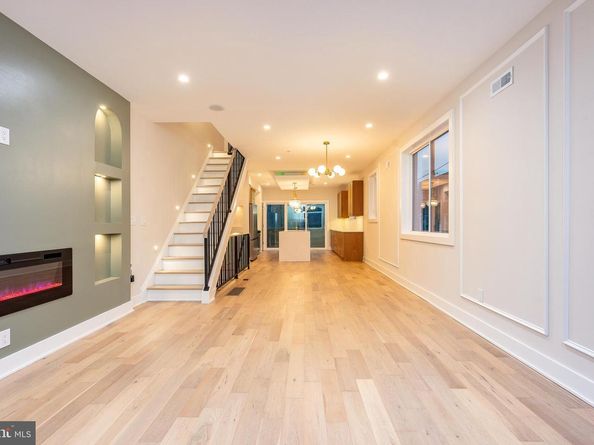 629 Mifflin Street, Philadelphia PA 19148