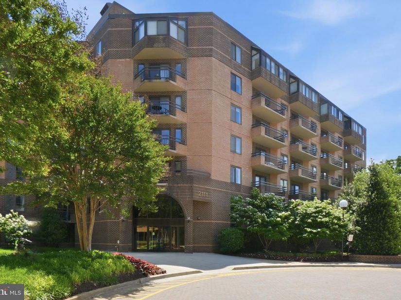 2111 Wisconsin Avenue NW 620, Washington DC 20007