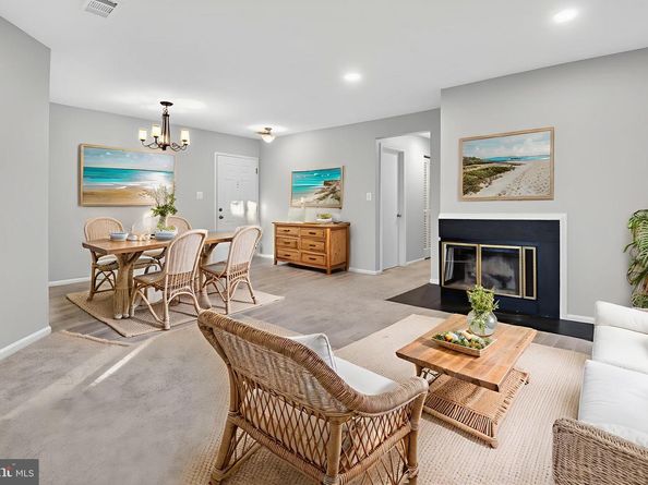 11116 Beaver Trail Court 11116, Reston VA 20191