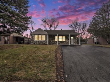 711 W County Line Road