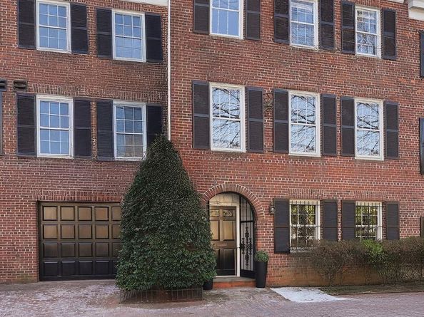 3402 R Street NW, Washington DC 20007