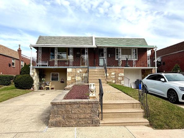 1829 Tomlinson Road, Philadelphia PA 19116