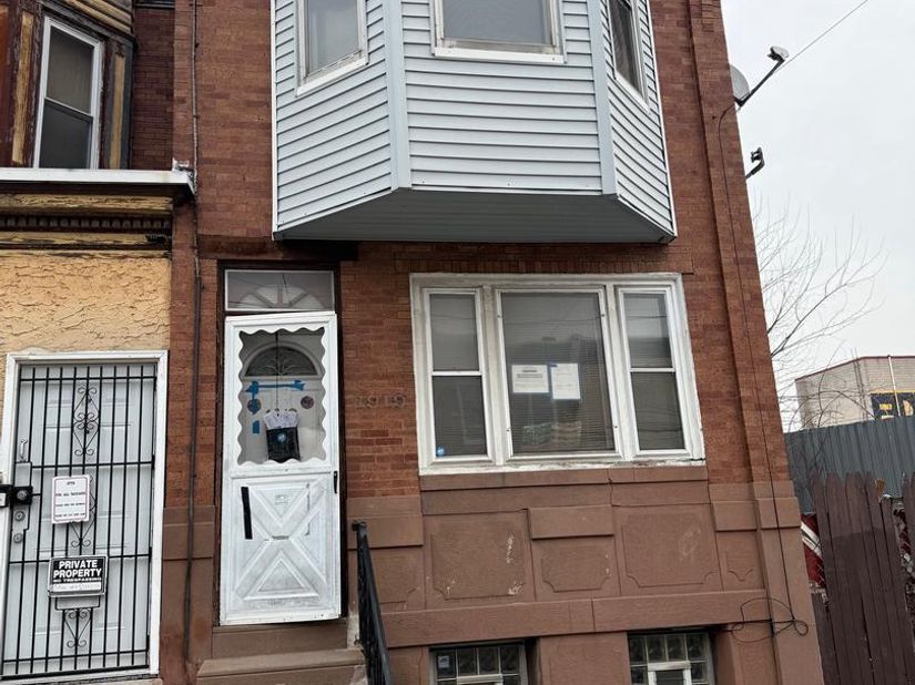 1919 Hart Lane, Philadelphia PA 19134