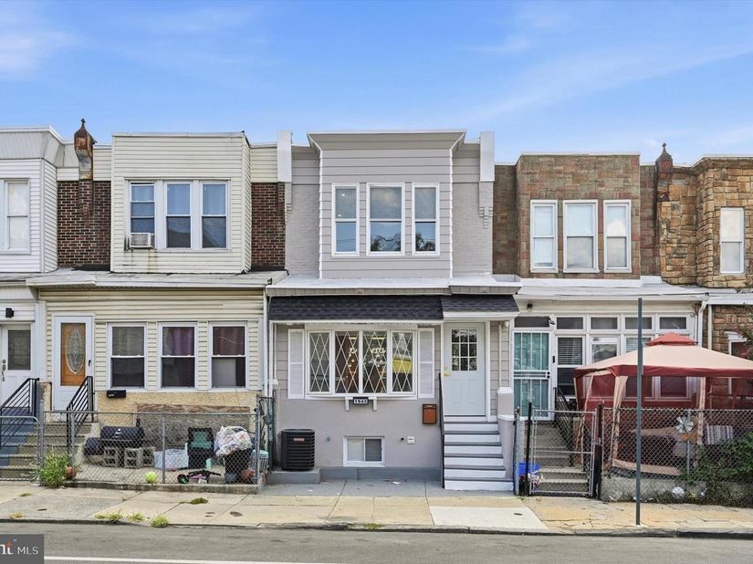 1942 S 56TH Street, Philadelphia PA 19143