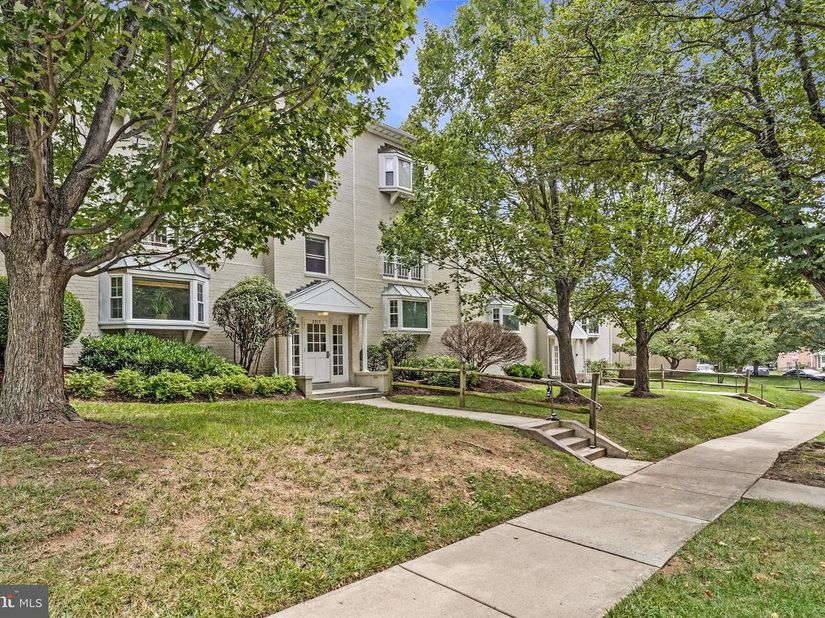 2917 Willston Place 101, Falls Church VA 22044