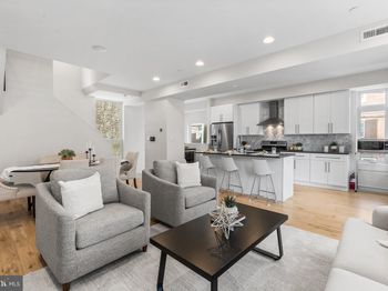 1108 Day Street