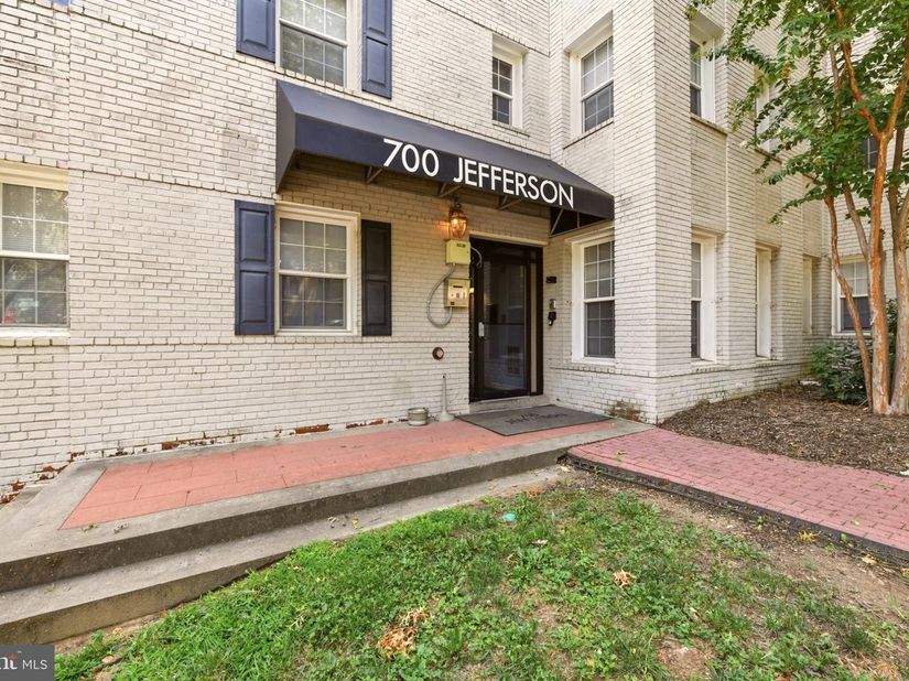 700 Jefferson Street NW 205, Washington DC 20011