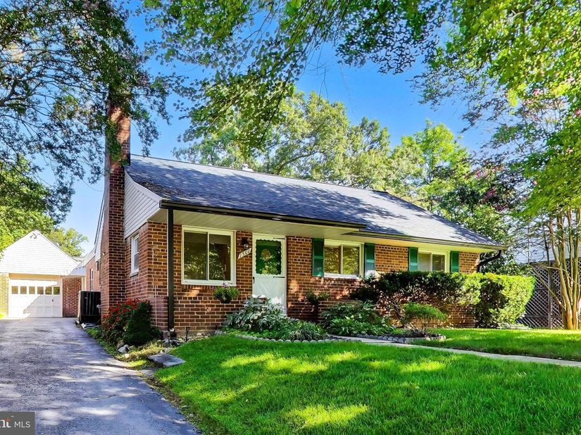 7300 Wayne Drive, Annandale VA 22003