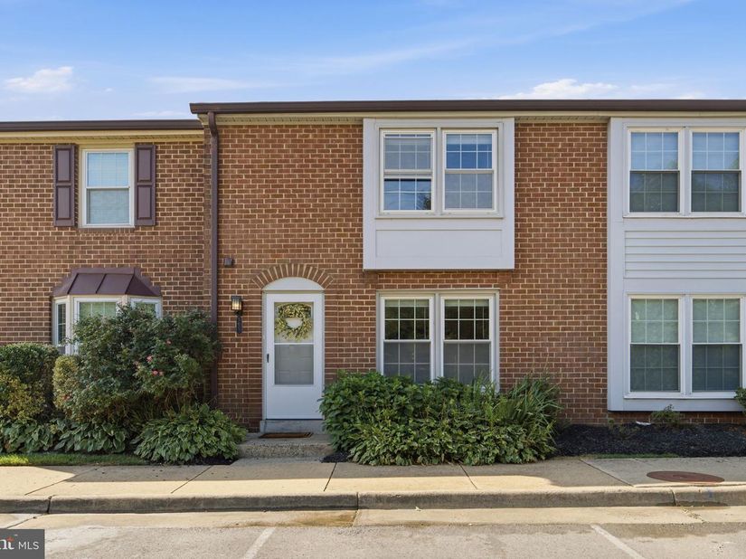 5603 Independence Circle, Alexandria VA 22312