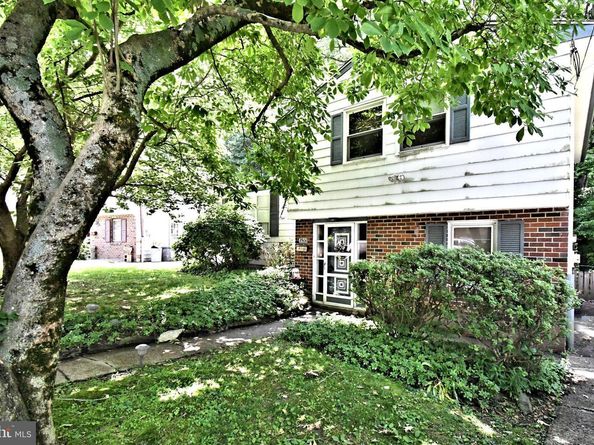 8906 Alicia Street, Philadelphia PA 19115