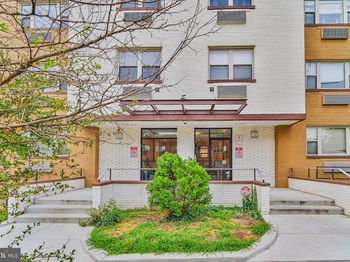 738 Longfellow Street NW