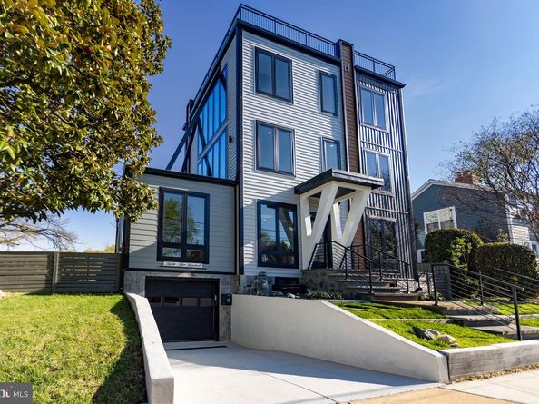 3500 7TH Street N, Arlington VA 22201