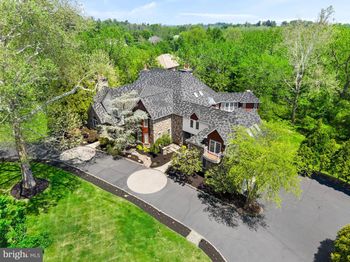 625 Creek Lane