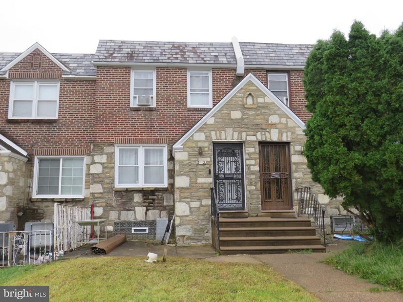 232 E Fariston Drive, Philadelphia PA 19120
