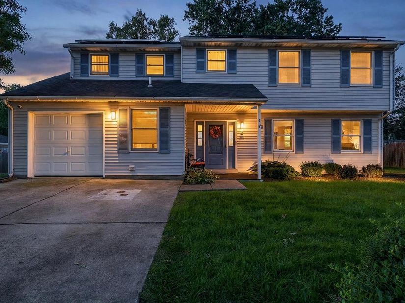 4 Rue Court, Fallsington PA 19054