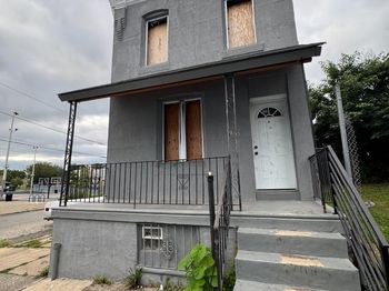 5100 Reno Street