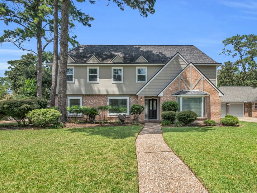 11914 Moorcreek Drive, Houston TX 77070