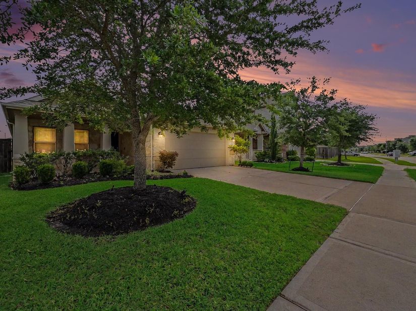20354 Creekdale Bend Drive, Cypress TX 77433