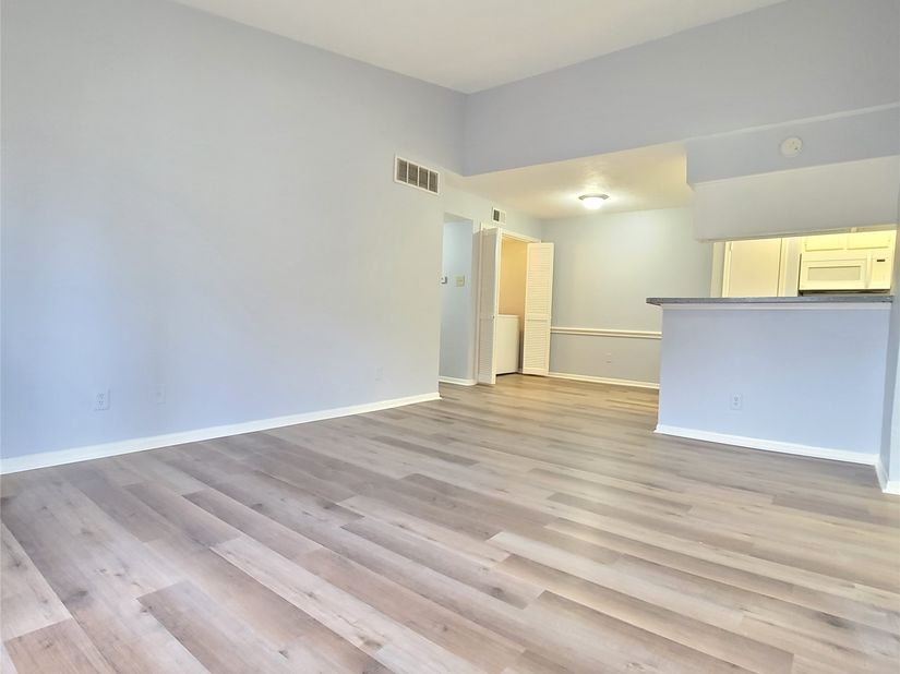10101 S Gessner Road 416, Houston TX 77071