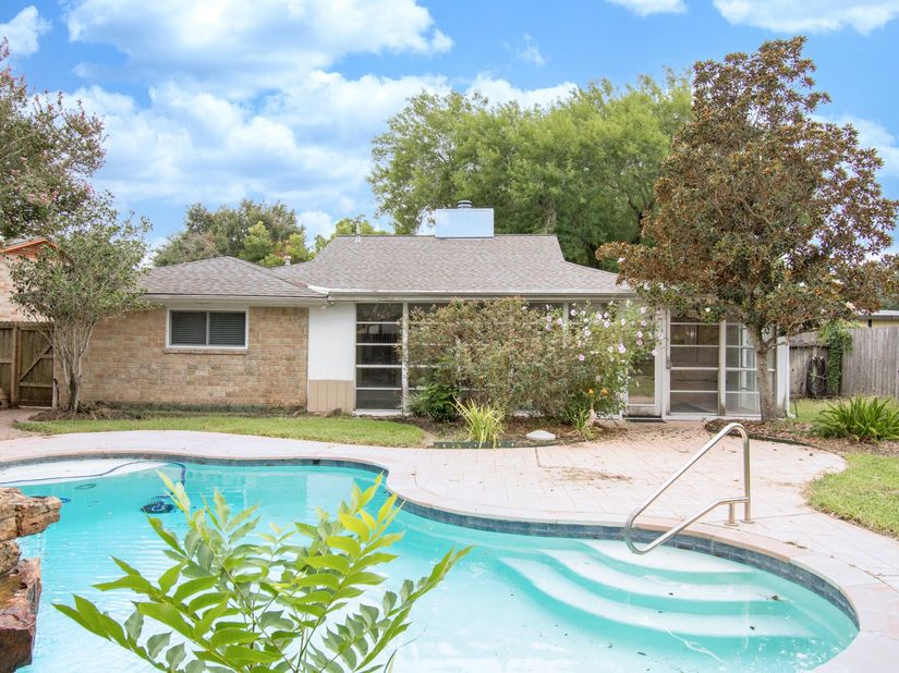 2507 Sage Brush Lane, Sugar Land TX 77479