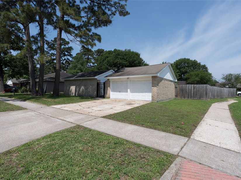 6023 Knotty Post Lane, Spring TX 77373