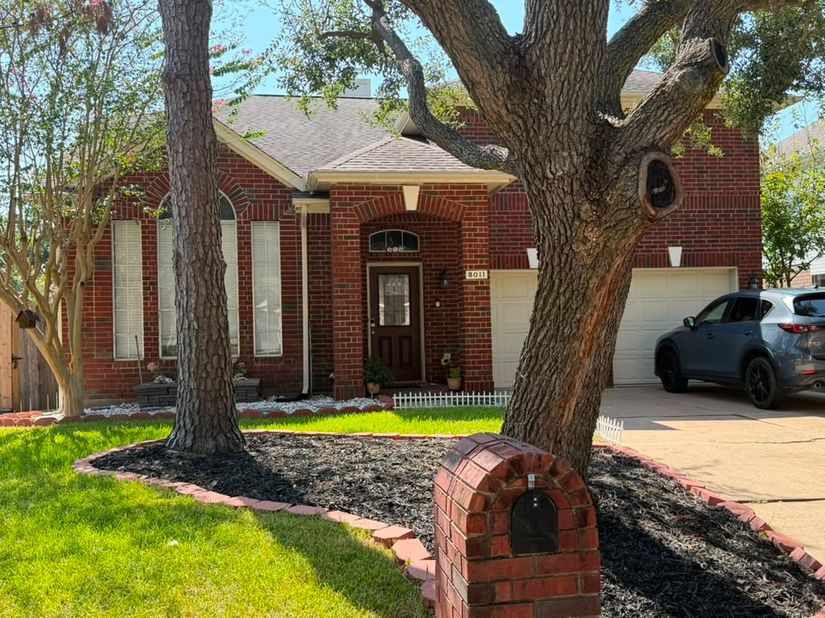 8011 Makaha Circle, Houston TX 77095