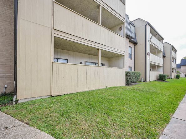 8427 Hearth Drive Drive 2, Houston TX 77054