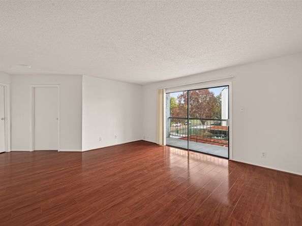 2818 S Bartell Drive 25, Houston TX 77054