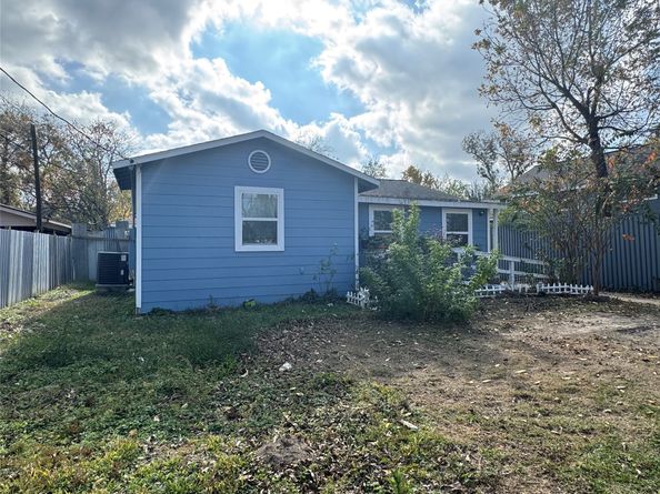 5526 Bunte Street, Houston TX 77026