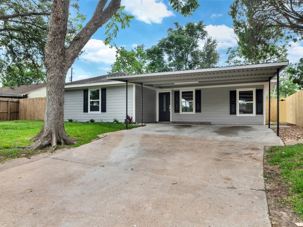 5858 Beldart Street, Houston TX 77033