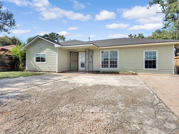 2919 Cochran Street, Houston TX 77009