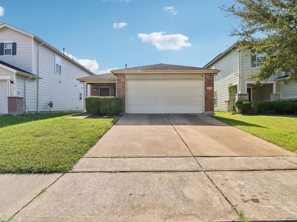 2666 Skyview Knoll Court, Houston TX 77047