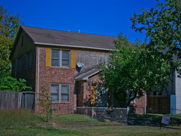 2805 Rosedale Street, Houston TX 77004