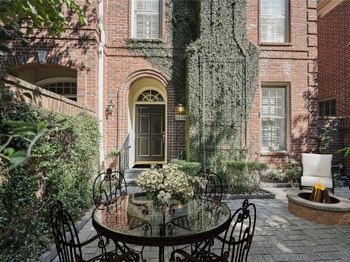 3350 Maroneal Street