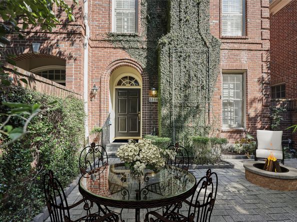 3350 Maroneal Street, Houston TX 77025