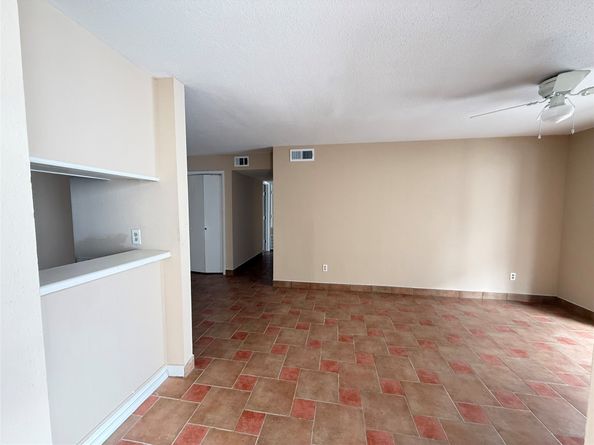 7200 Clarewood Drive 605, Houston TX 77036