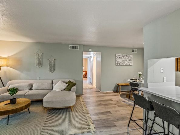 2601 S Braeswood Boulevard 1404, Houston TX 77025