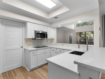336 Litchfield Lane