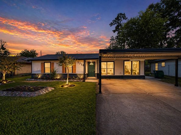 7710 Claiborne Street, Houston TX 77016