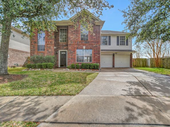 2939 Sailors Moon Drive, Friendswood TX 77546