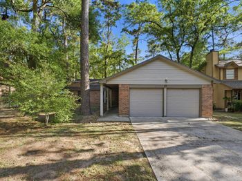 29 S High Oaks Circle