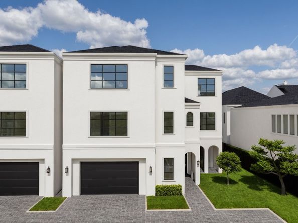 1923 Potomac Drive, Houston TX 77057